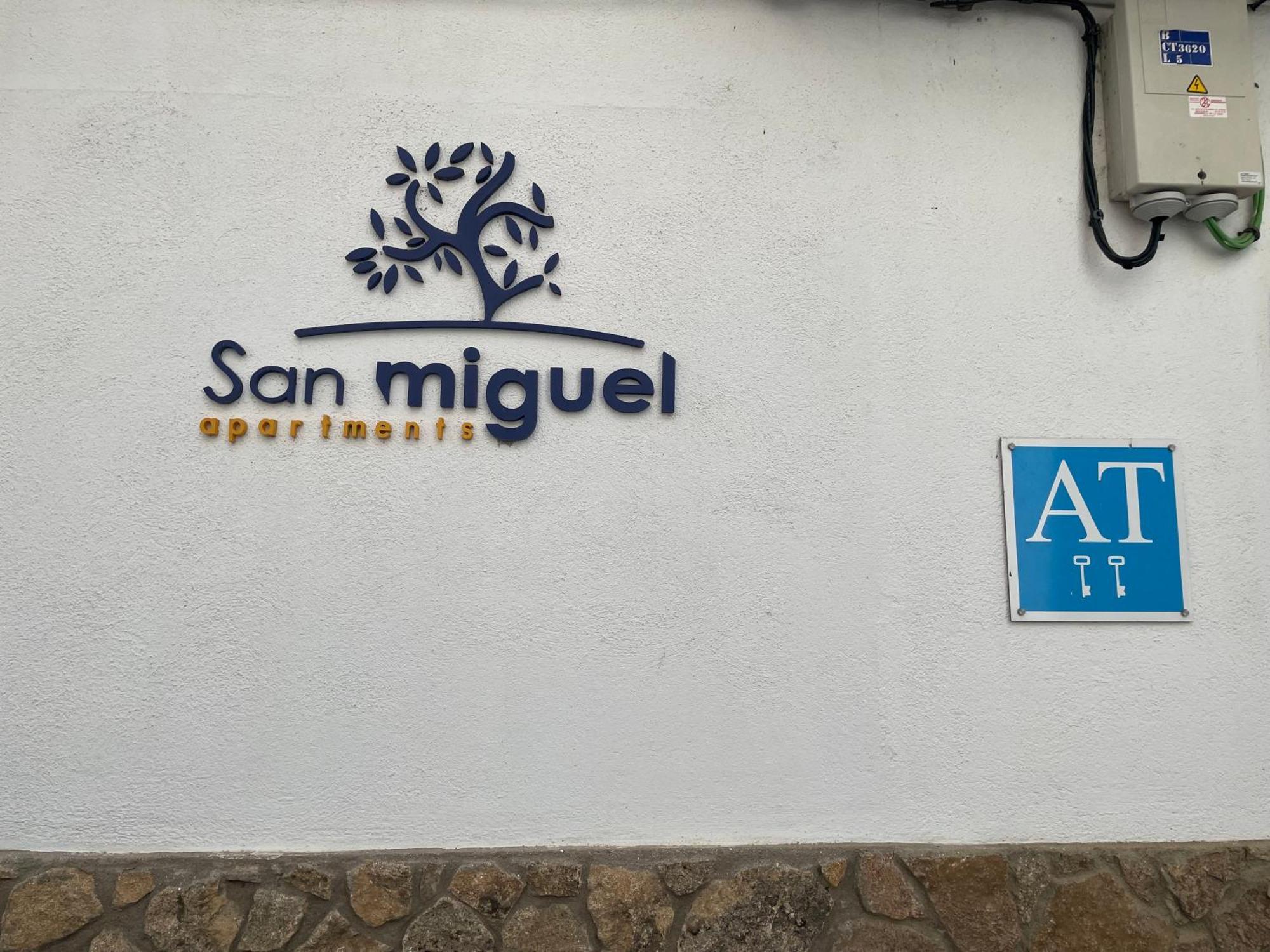 At San Miguel O Jarandilla de la Vera Exterior foto