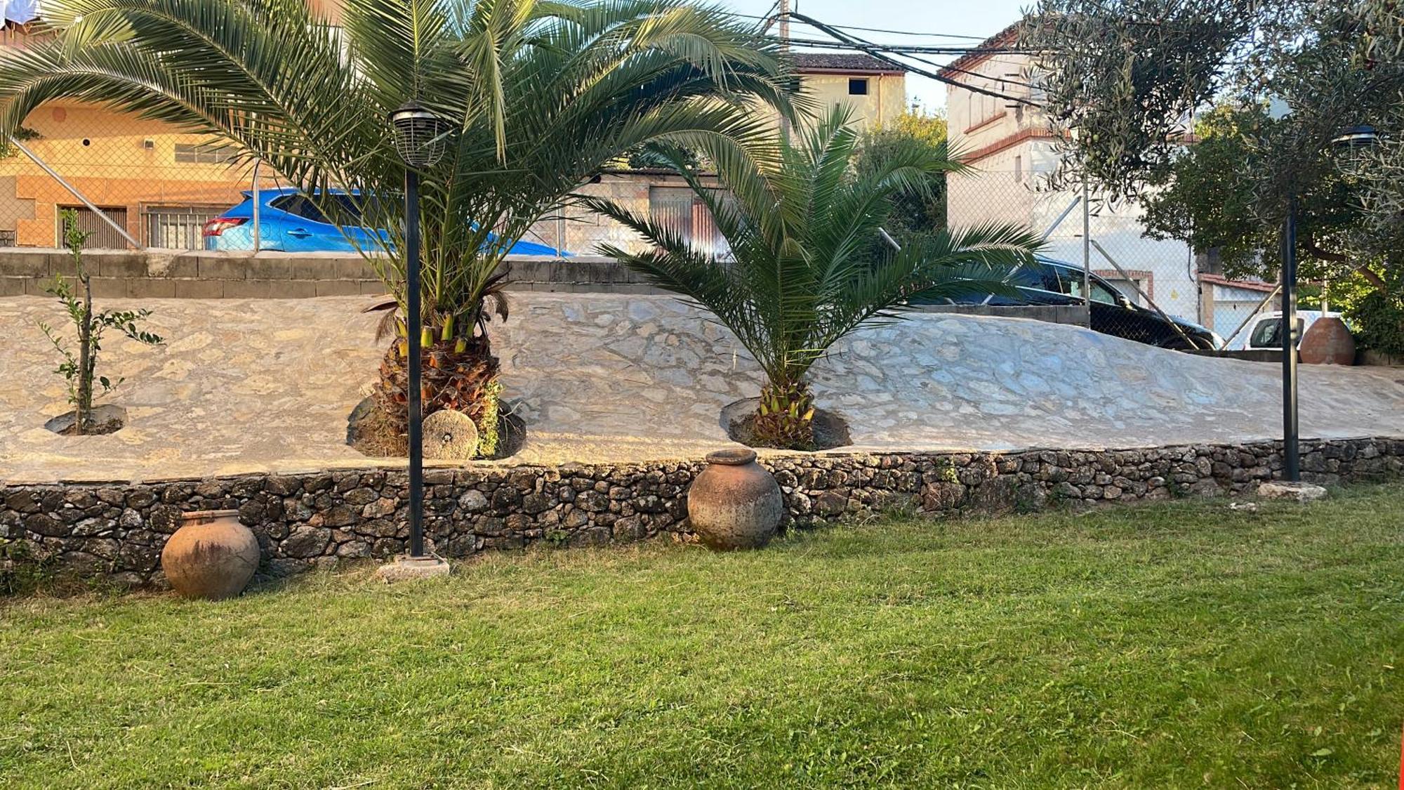 At San Miguel O Jarandilla de la Vera Exterior foto