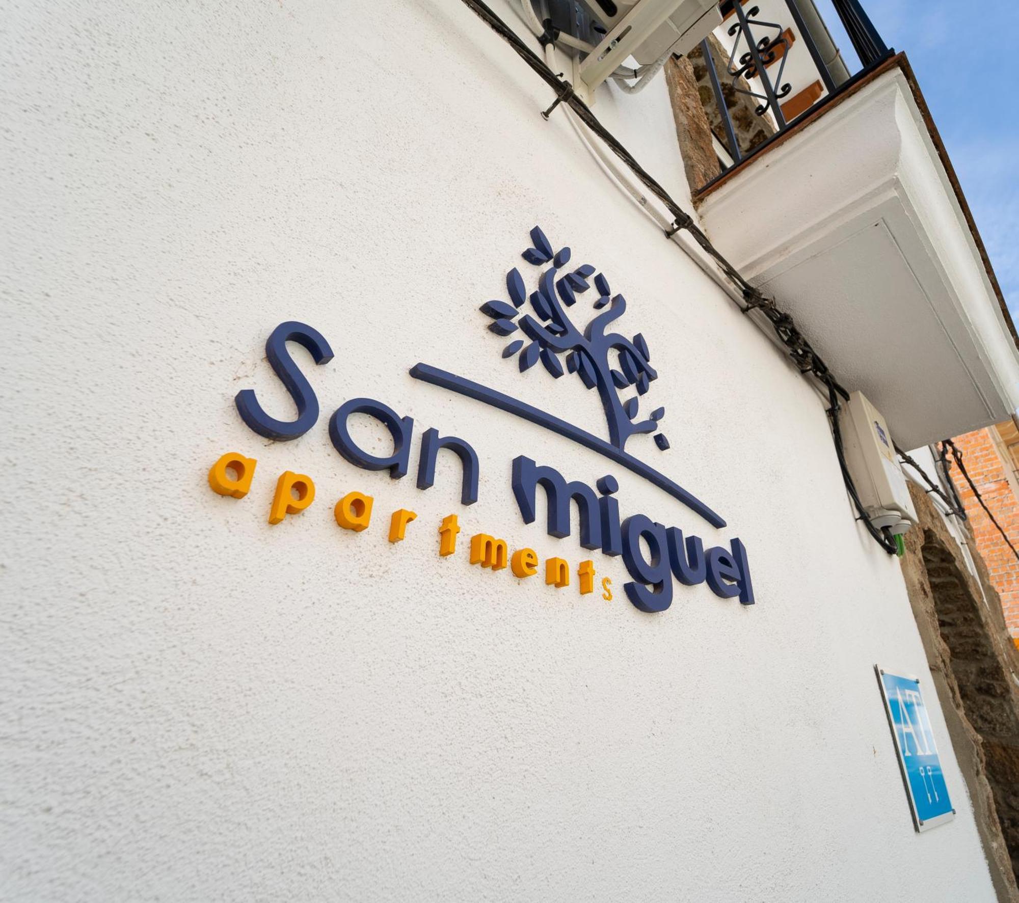 At San Miguel O Jarandilla de la Vera Exterior foto